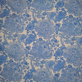 Tissu imprimé floral bleu fantaisie Granada 80 % coton, 20 % polyester, demi-panama, 140 cm de large, pour travaux manuels, couture, matelassage et patchwork.
